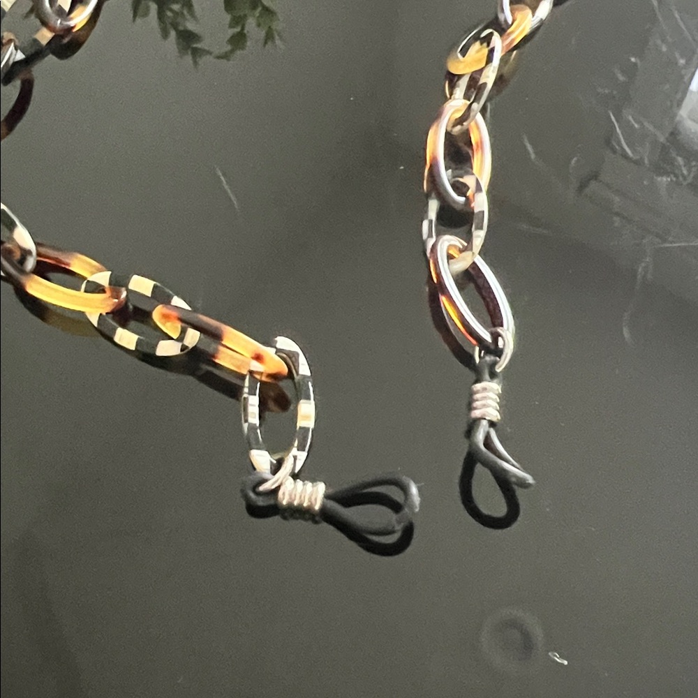 MacKenzie-Child’s Courtly Check Eyeglasses Chain - Picture 3 of 7